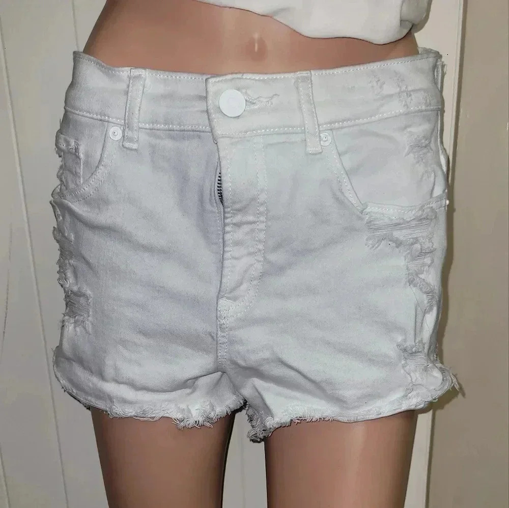 Express High Rise Distressed White Denim Shorts Frayed Hem Size 6